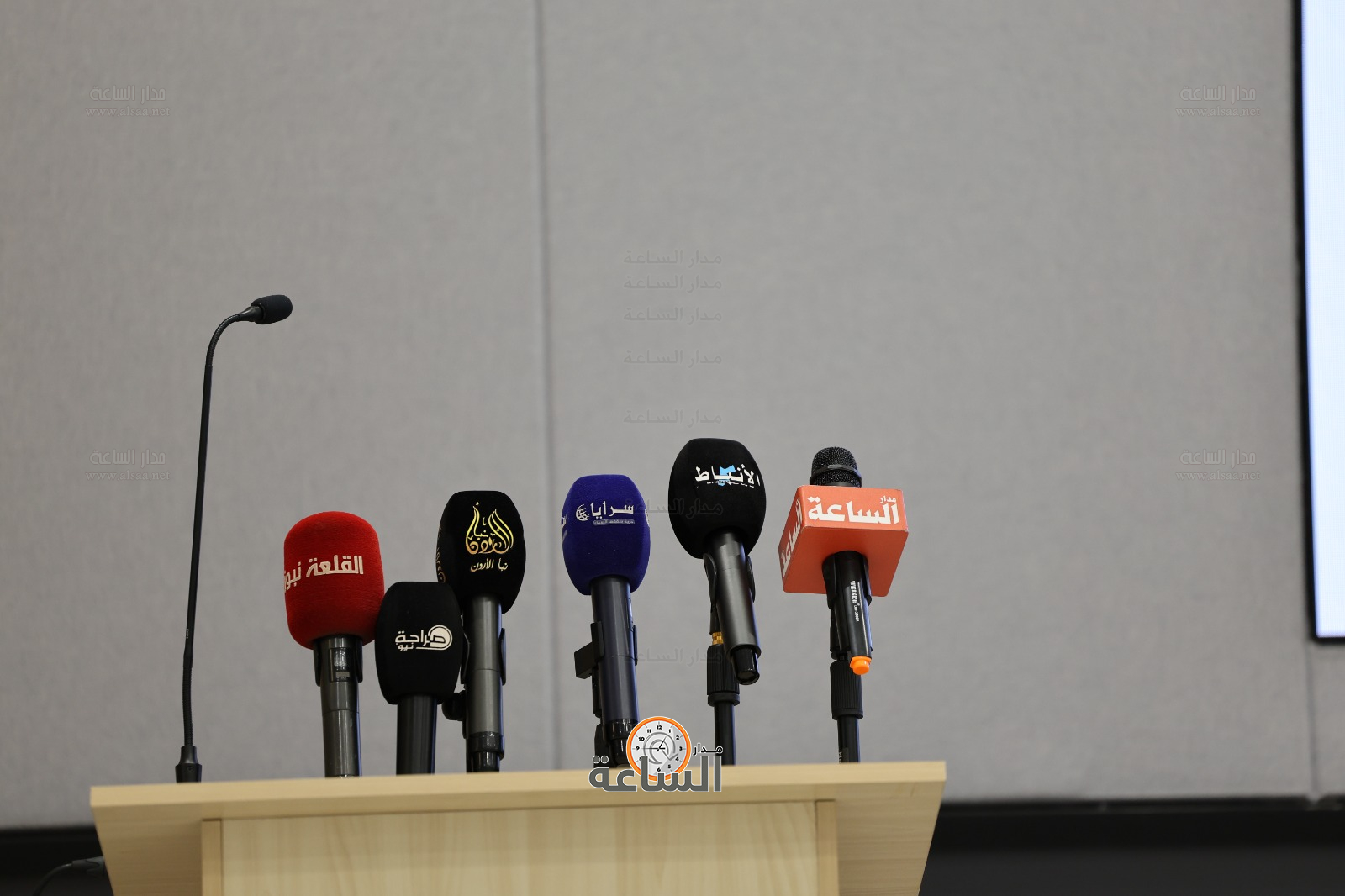 Madar Al-Saa Images 0.8128824290149077