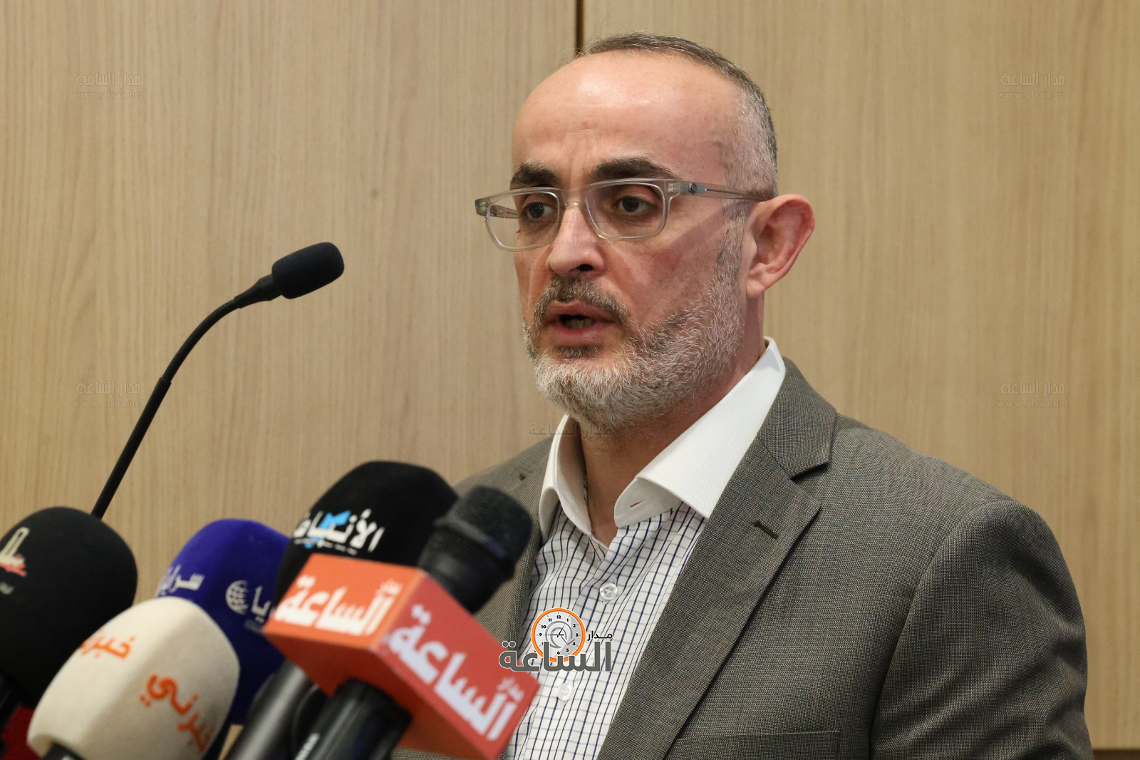 Madar Al-Saa Images 0.3305892233758241