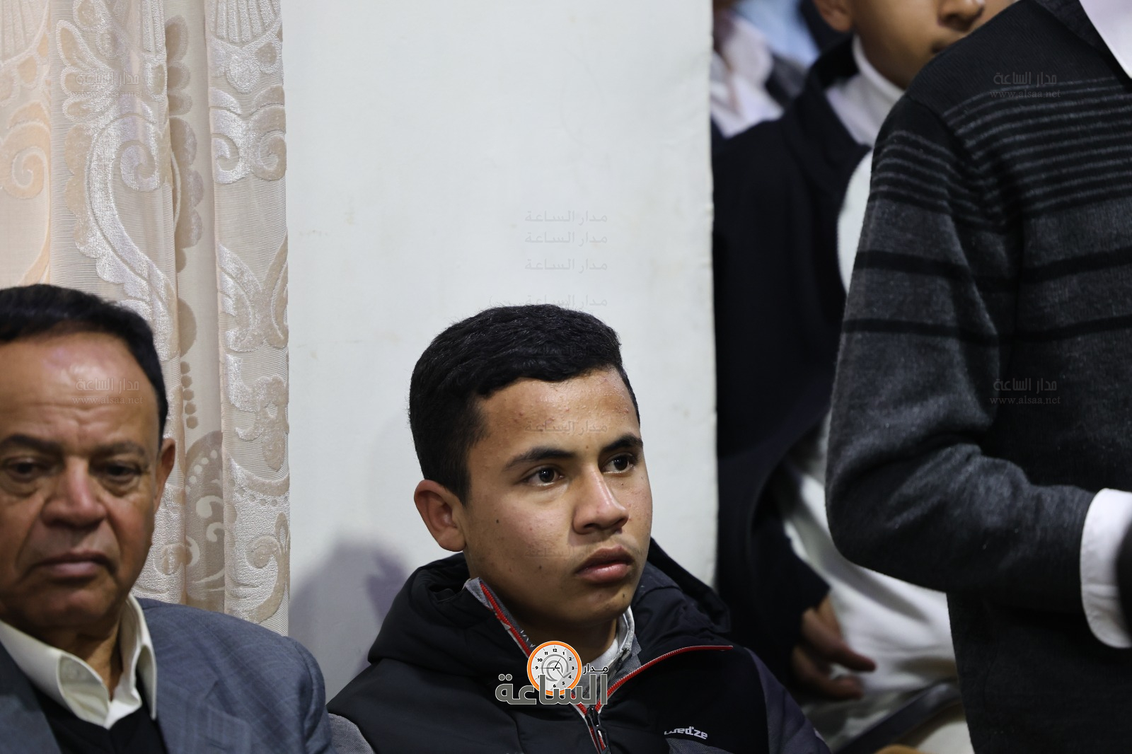 Madar Al-Saa Images 0.9162044819539359