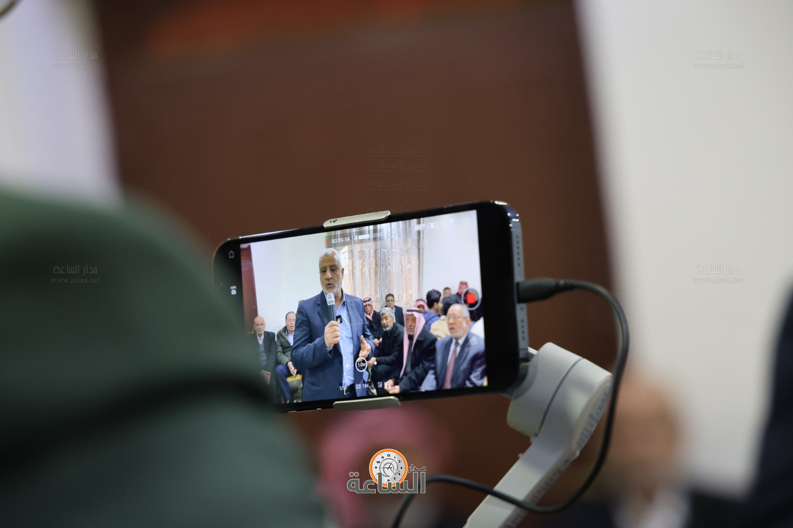 Madar Al-Saa Images 0.11999114272650035