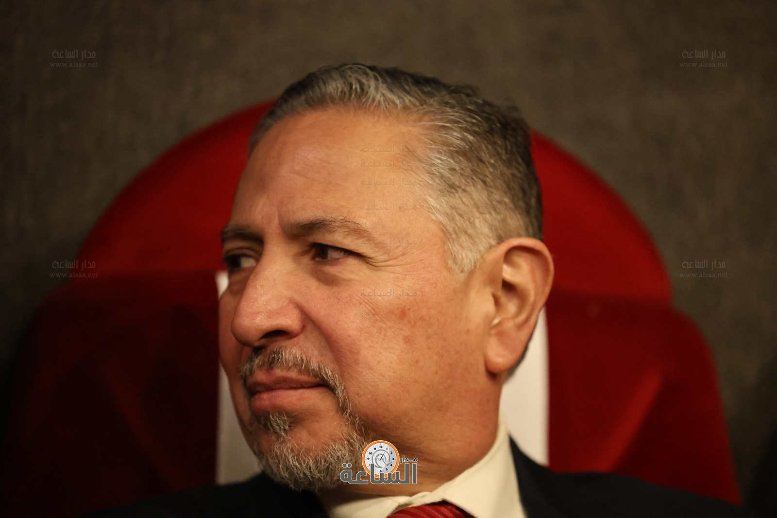 Madar Al-Saa Images 0.9956196134129169