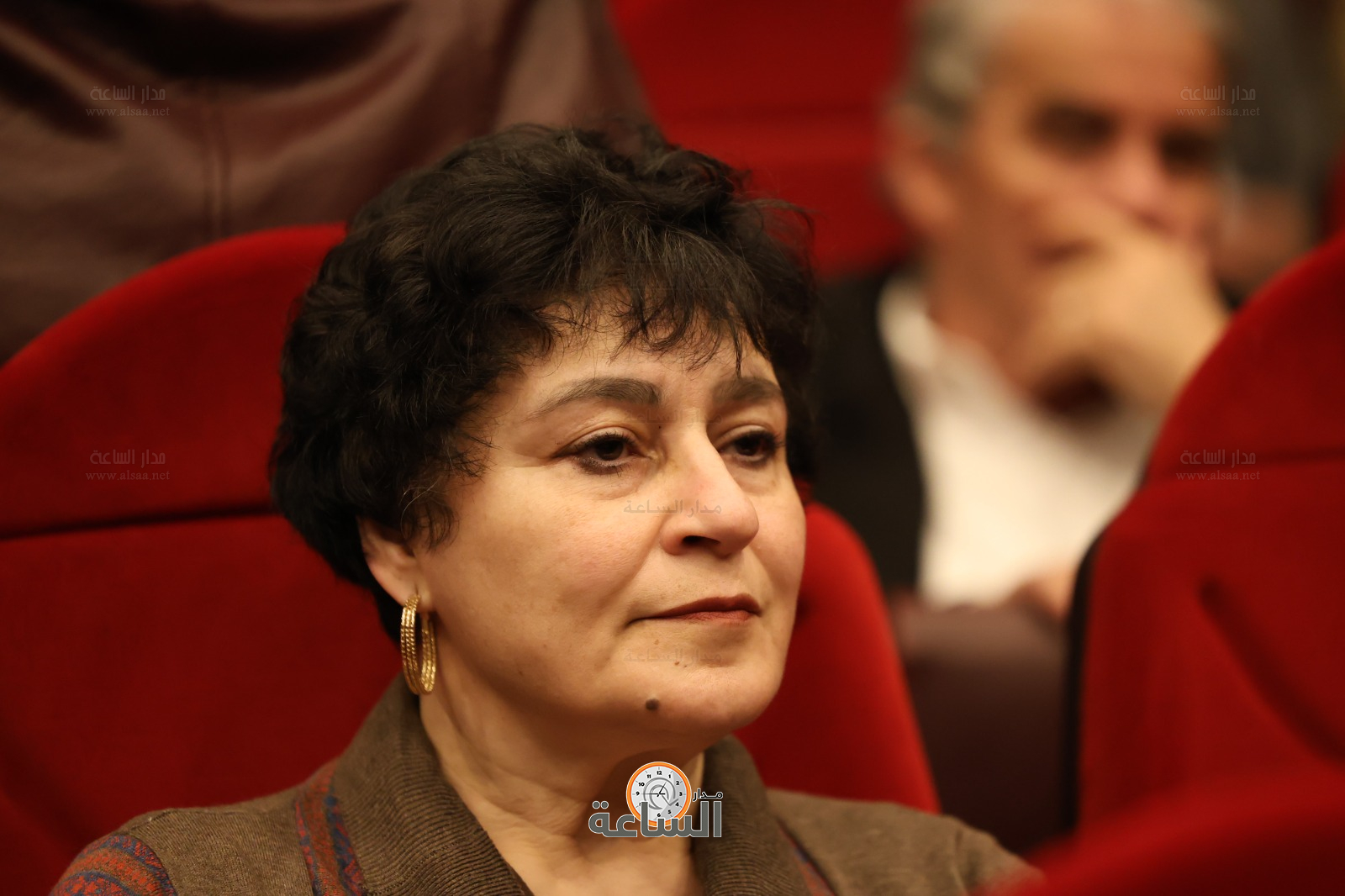 Madar Al-Saa Images 0.0877994613883617