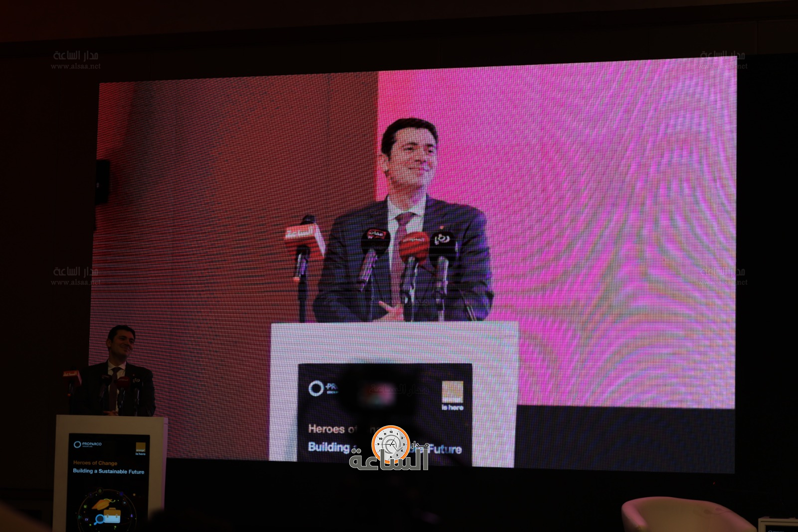 Madar Al-Saa Images 0.01764512679268071