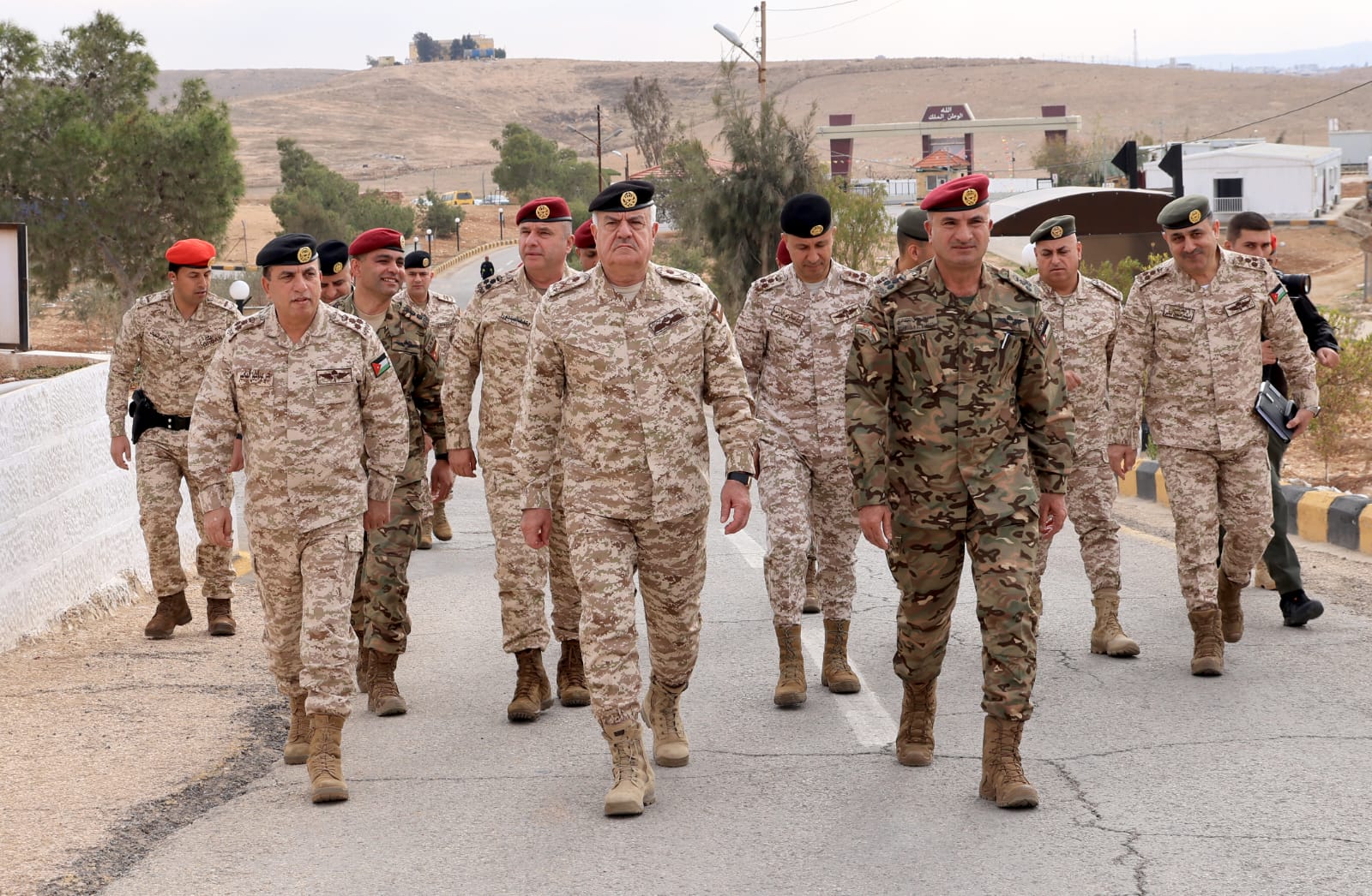 Madar Al-Saa Images 0.701344607062613