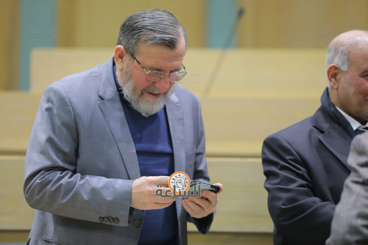 Madar Al-Saa Images 0.14467425166546666