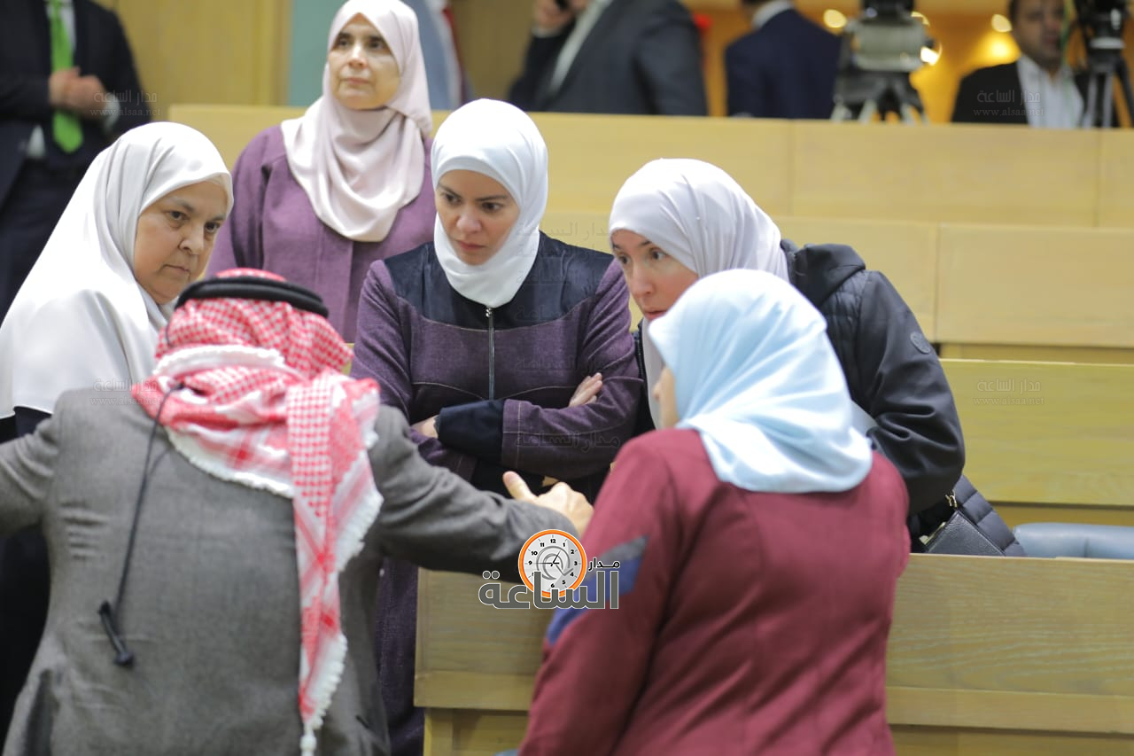 Madar Al-Saa Images 0.6290418938894042