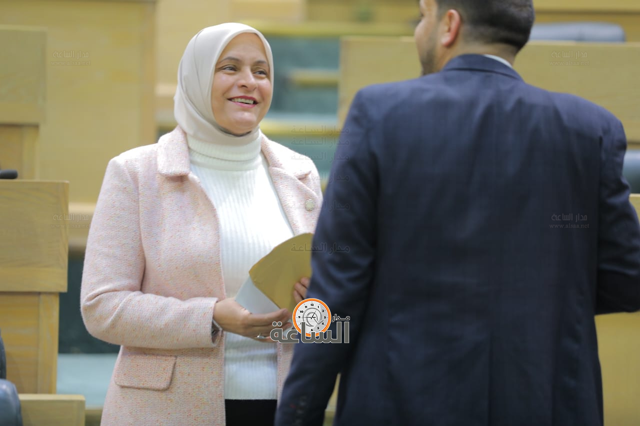 Madar Al-Saa Images 0.10119781727656907