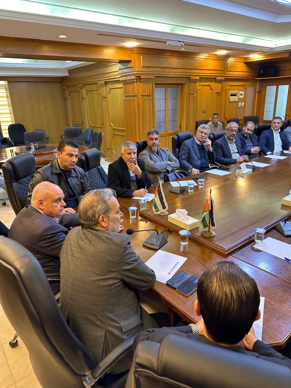 Madar Al-Saa Images 0.7925597063865253