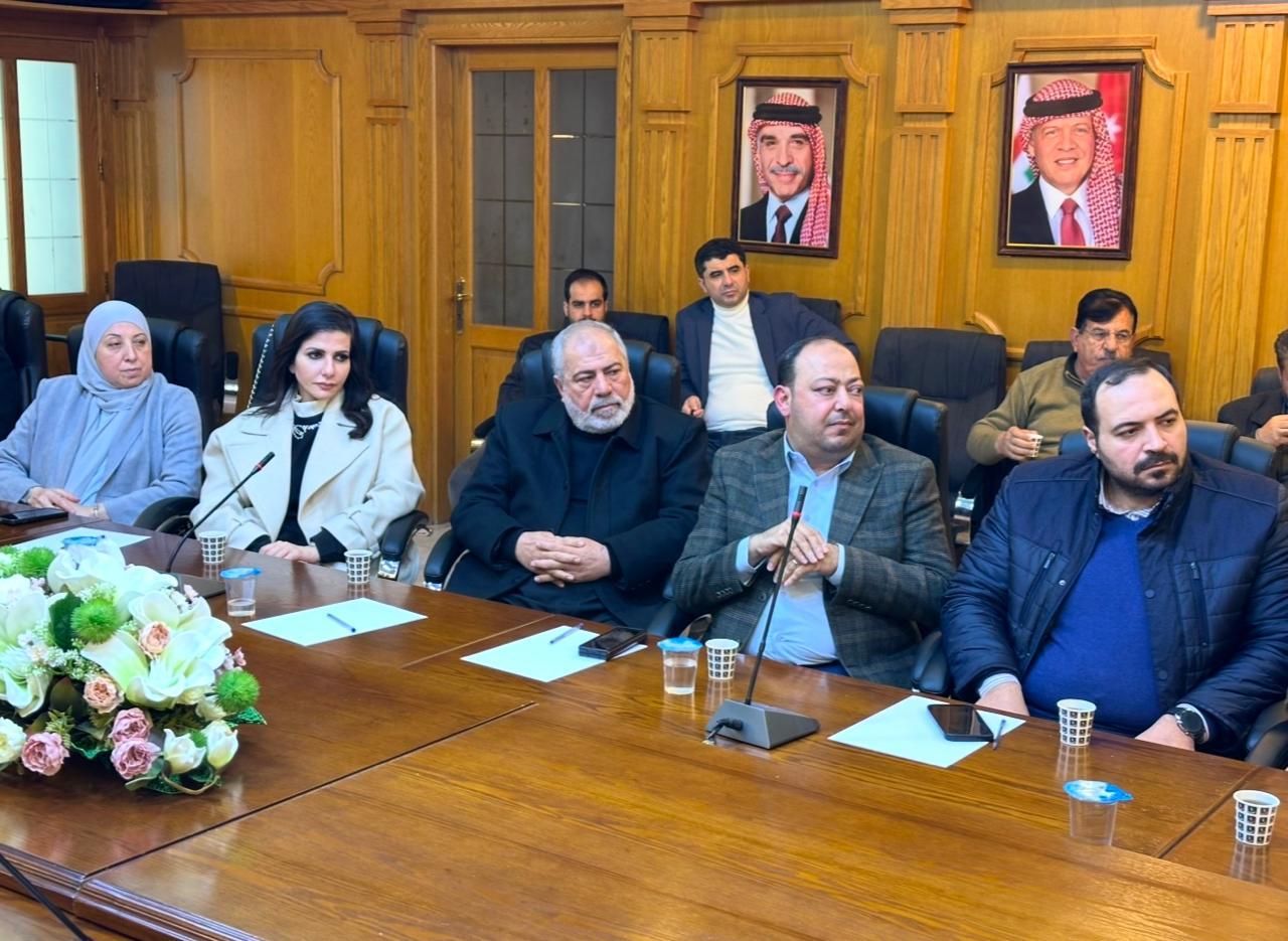 Madar Al-Saa Images 0.987018741206668