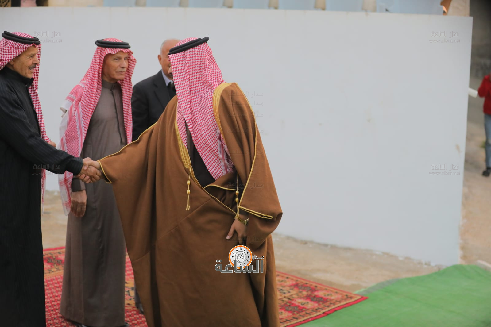 Madar Al-Saa Images 0.5965570434167717