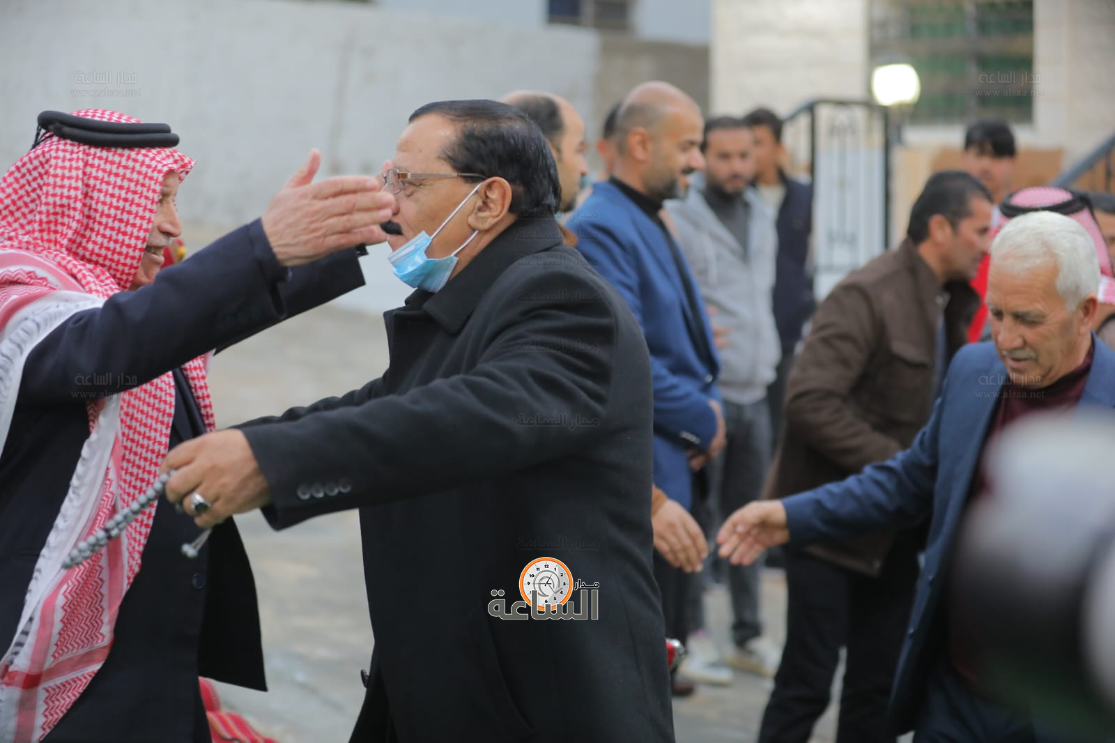 Madar Al-Saa Images 0.6202296442828747