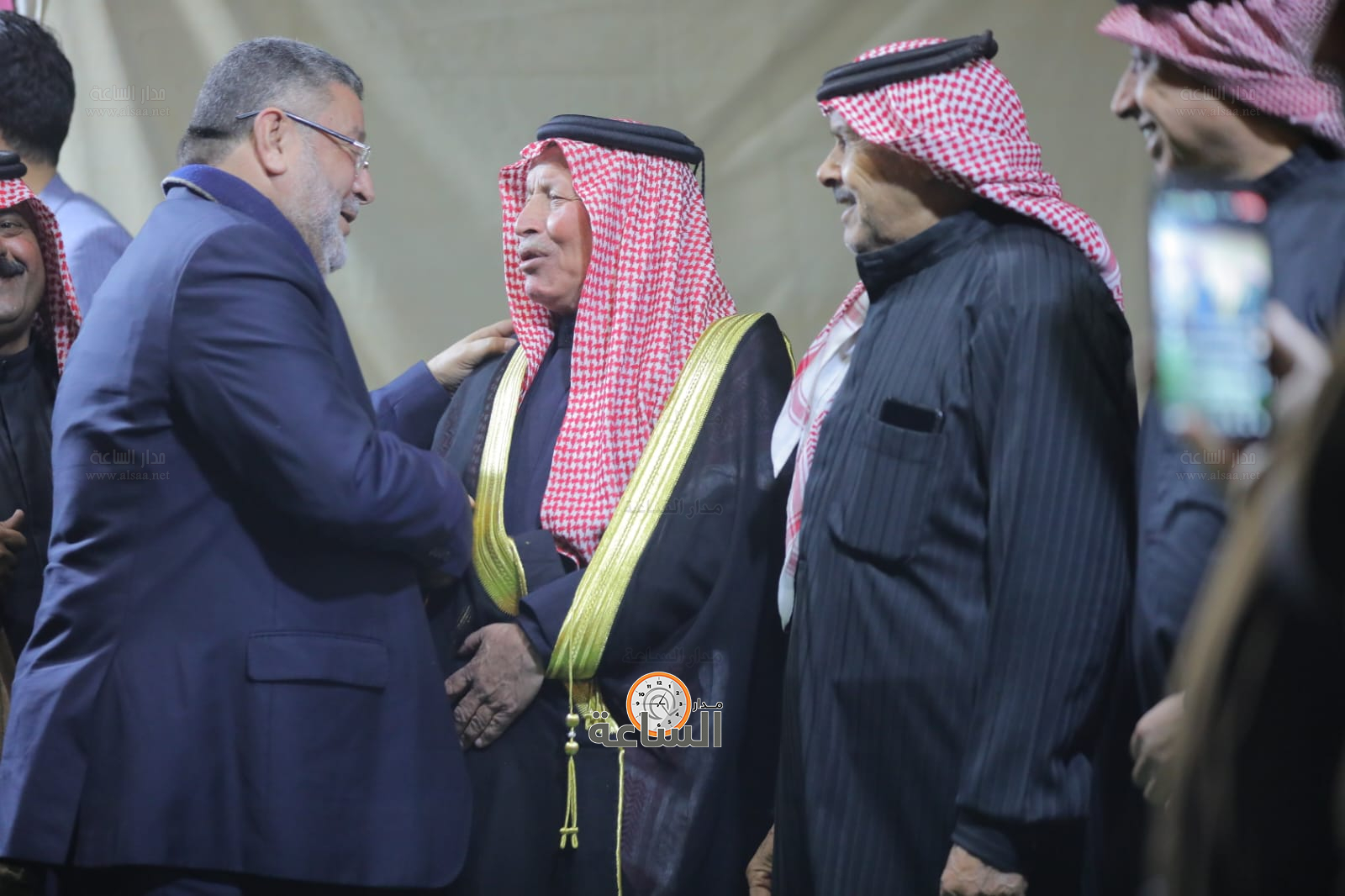 Madar Al-Saa Images 0.22320194842457886