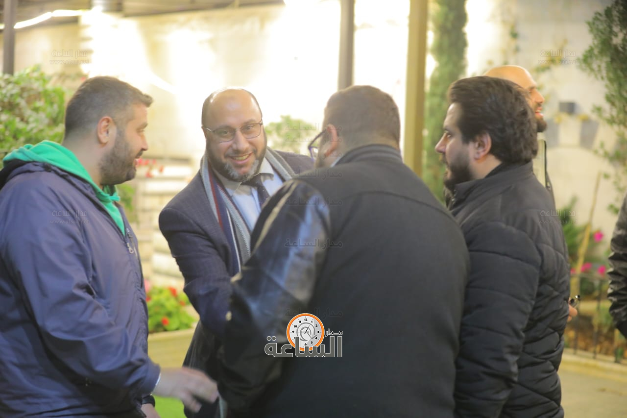 Madar Al-Saa Images 0.3835721349830097