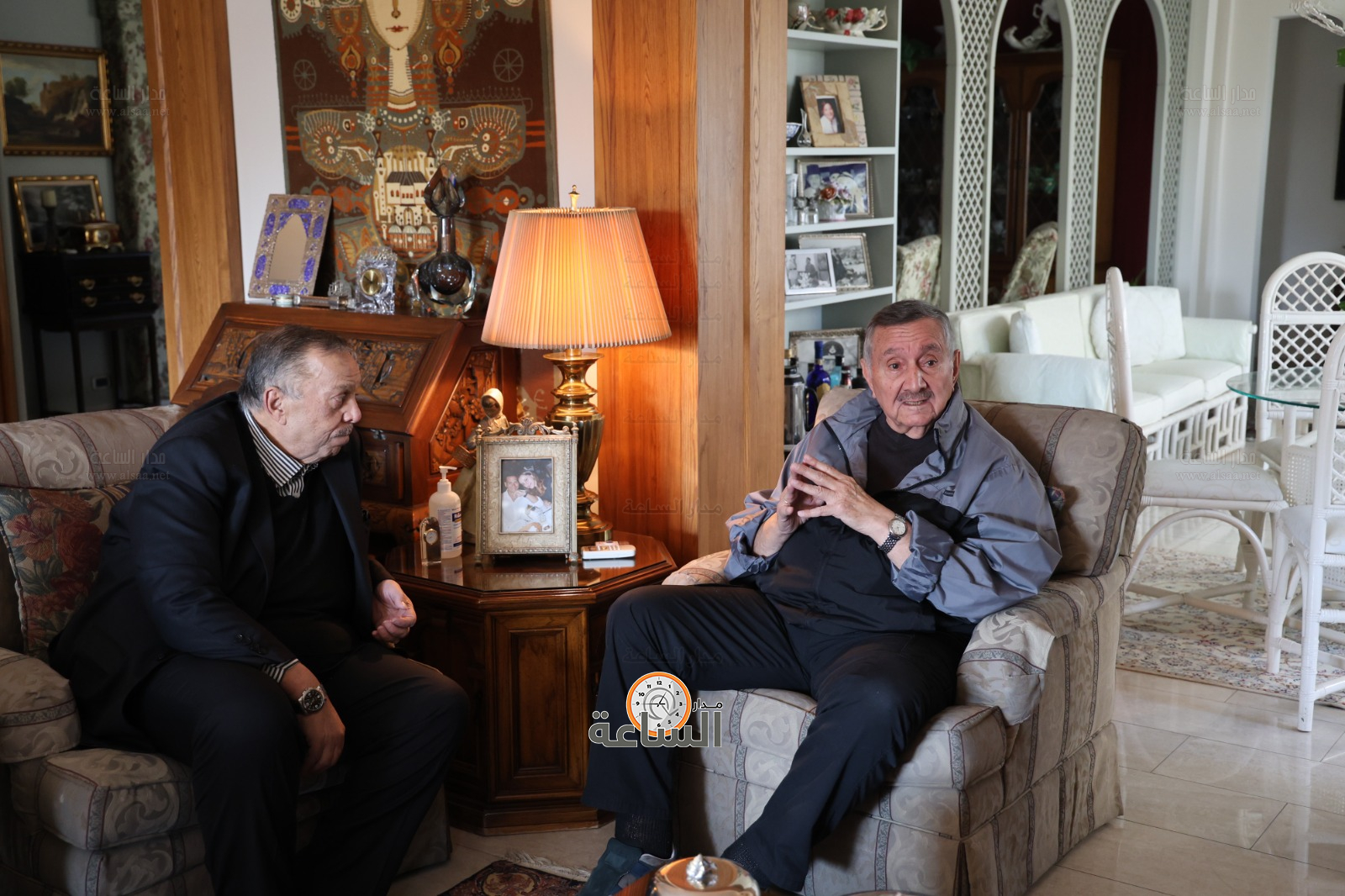 Madar Al-Saa Images 0.7951184722323841