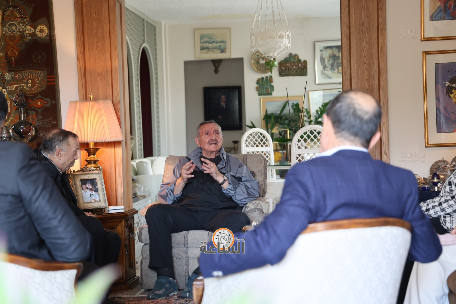 Madar Al-Saa Images 0.4401479503340193