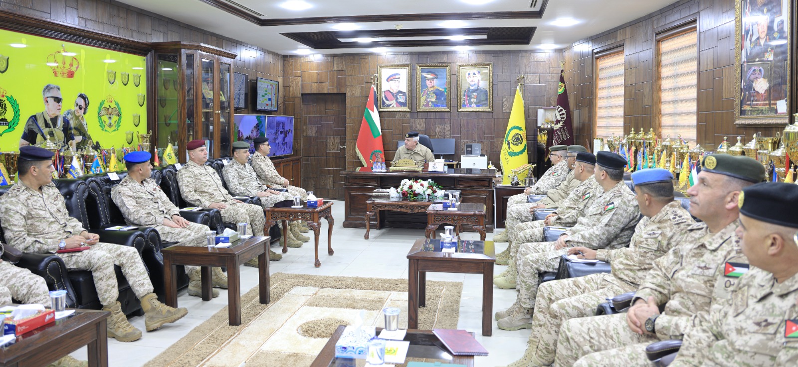 Madar Al-Saa Images 0.44280566497900753