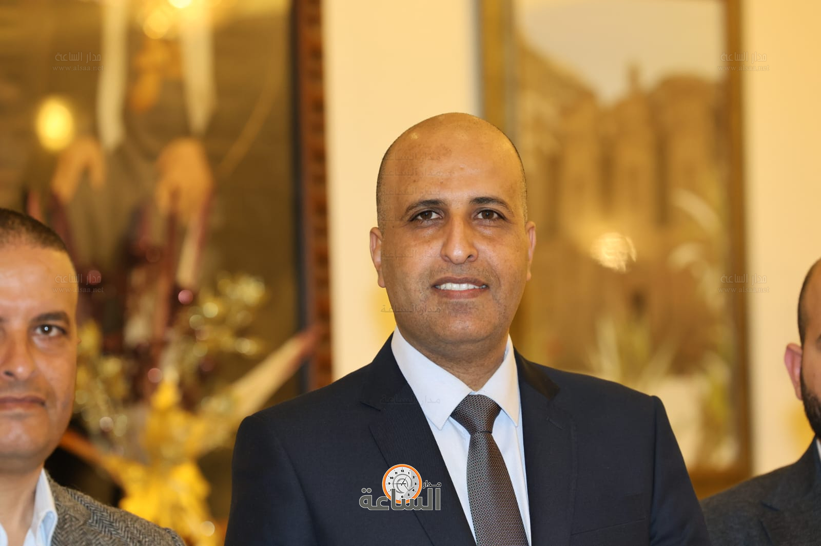 Madar Al-Saa Images 0.4871116351399196