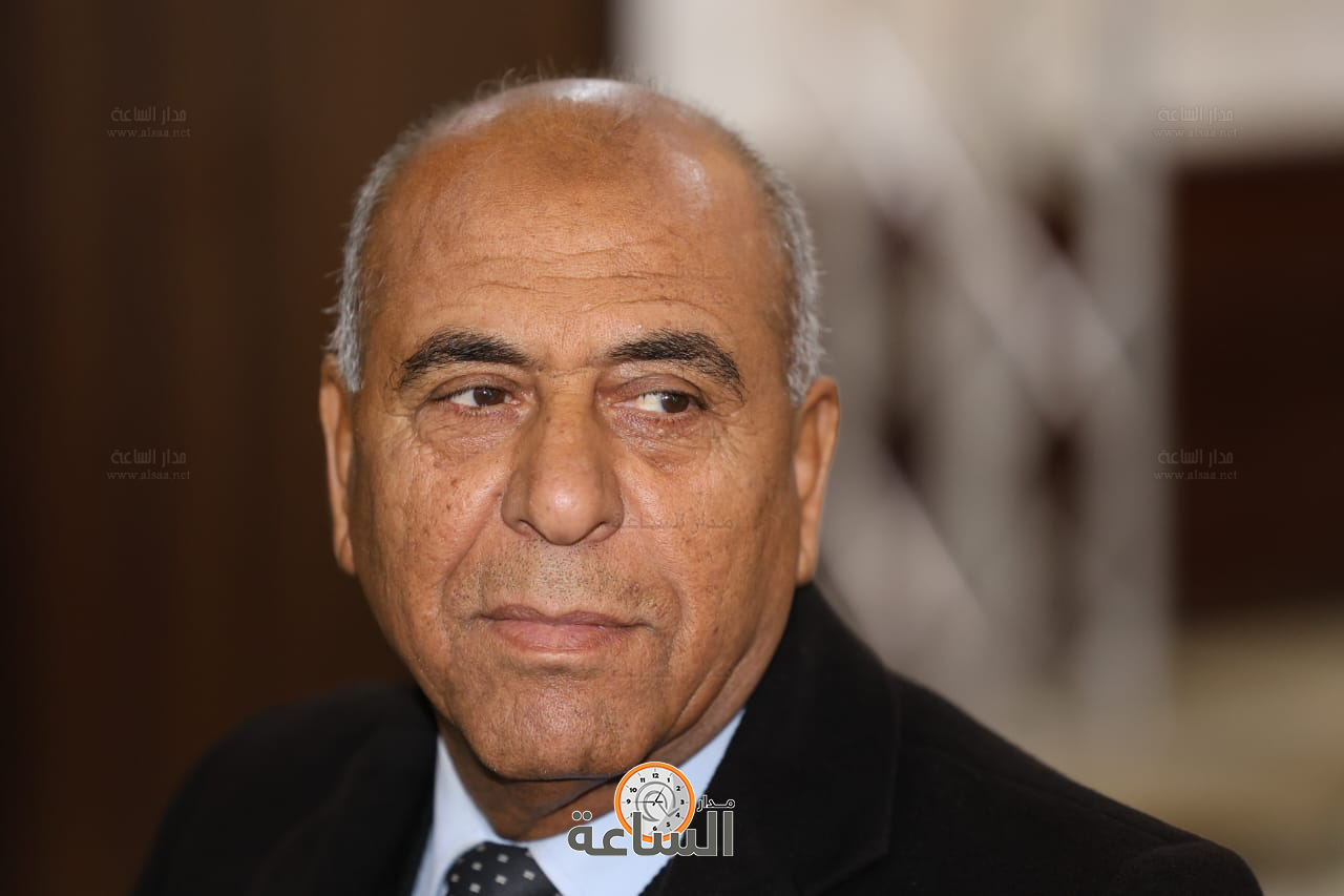 Madar Al-Saa Images 0.02441438146091346