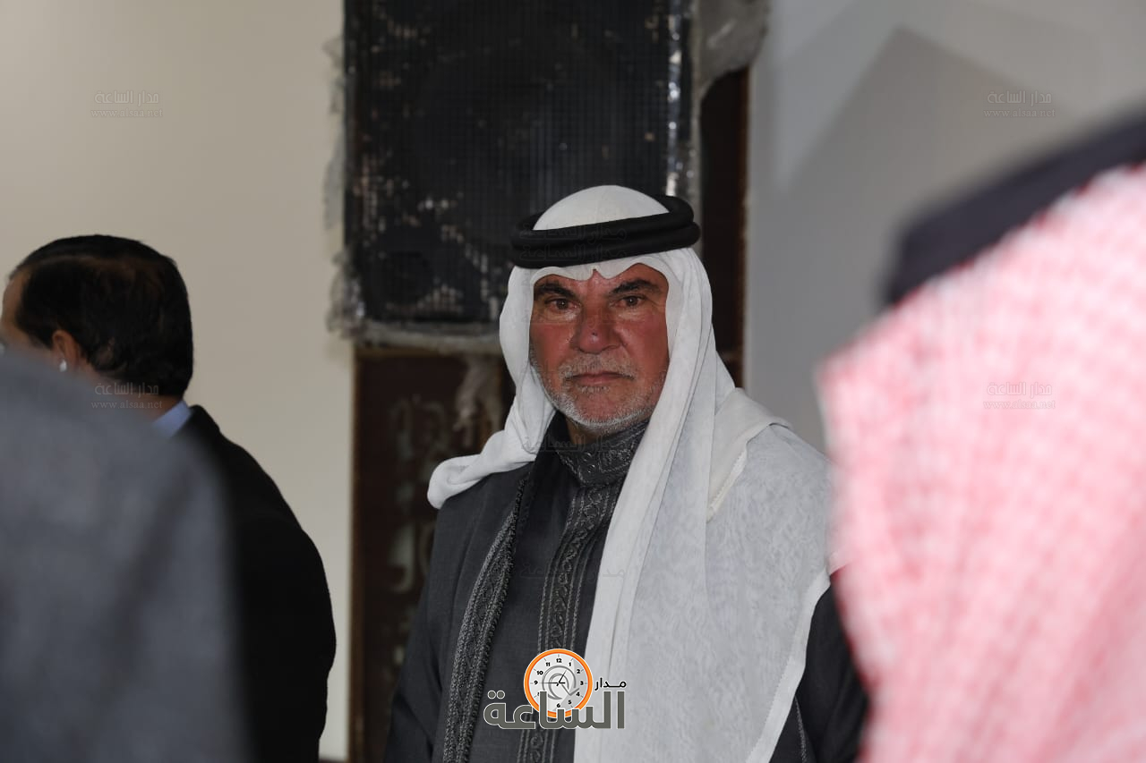 Madar Al-Saa Images 0.33375602077593425