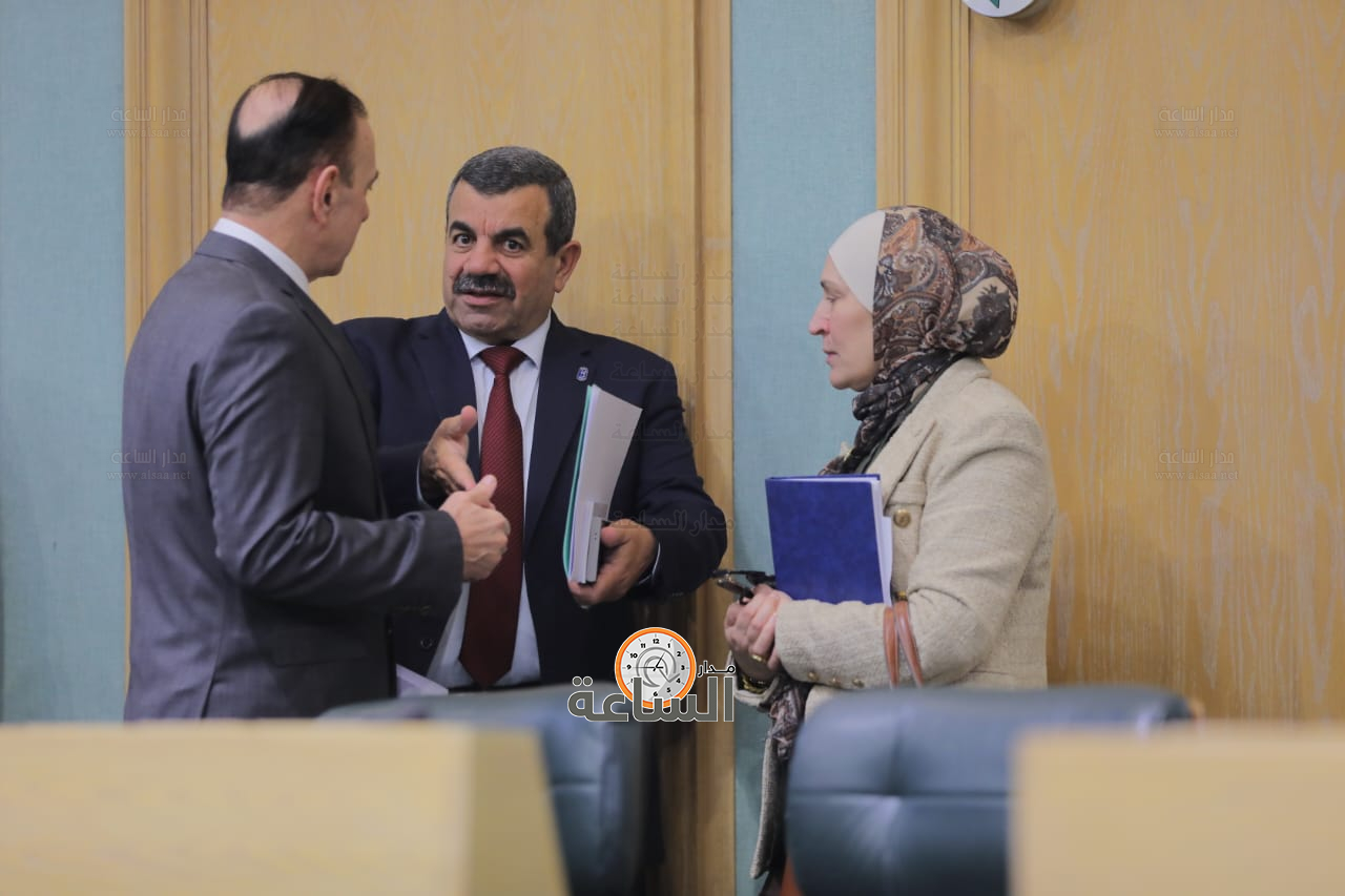 Madar Al-Saa Images 0.024656049504345967