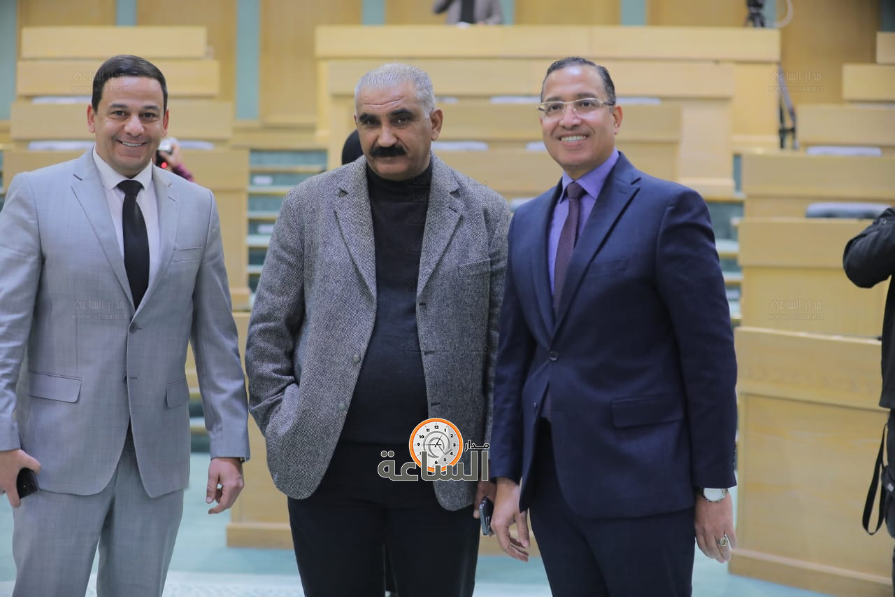 Madar Al-Saa Images 0.6309114102057058