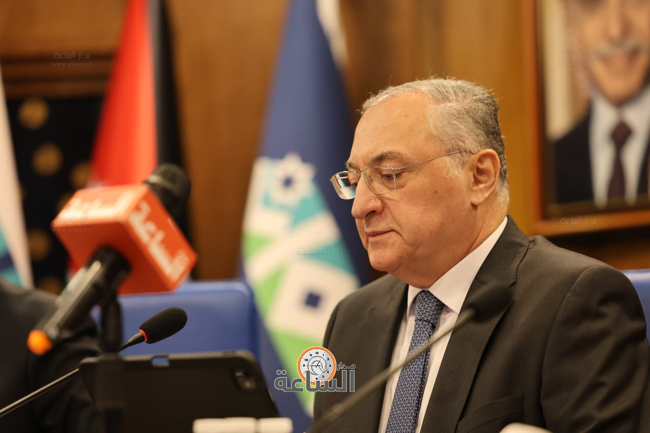 Madar Al-Saa Images 0.9994361261028475