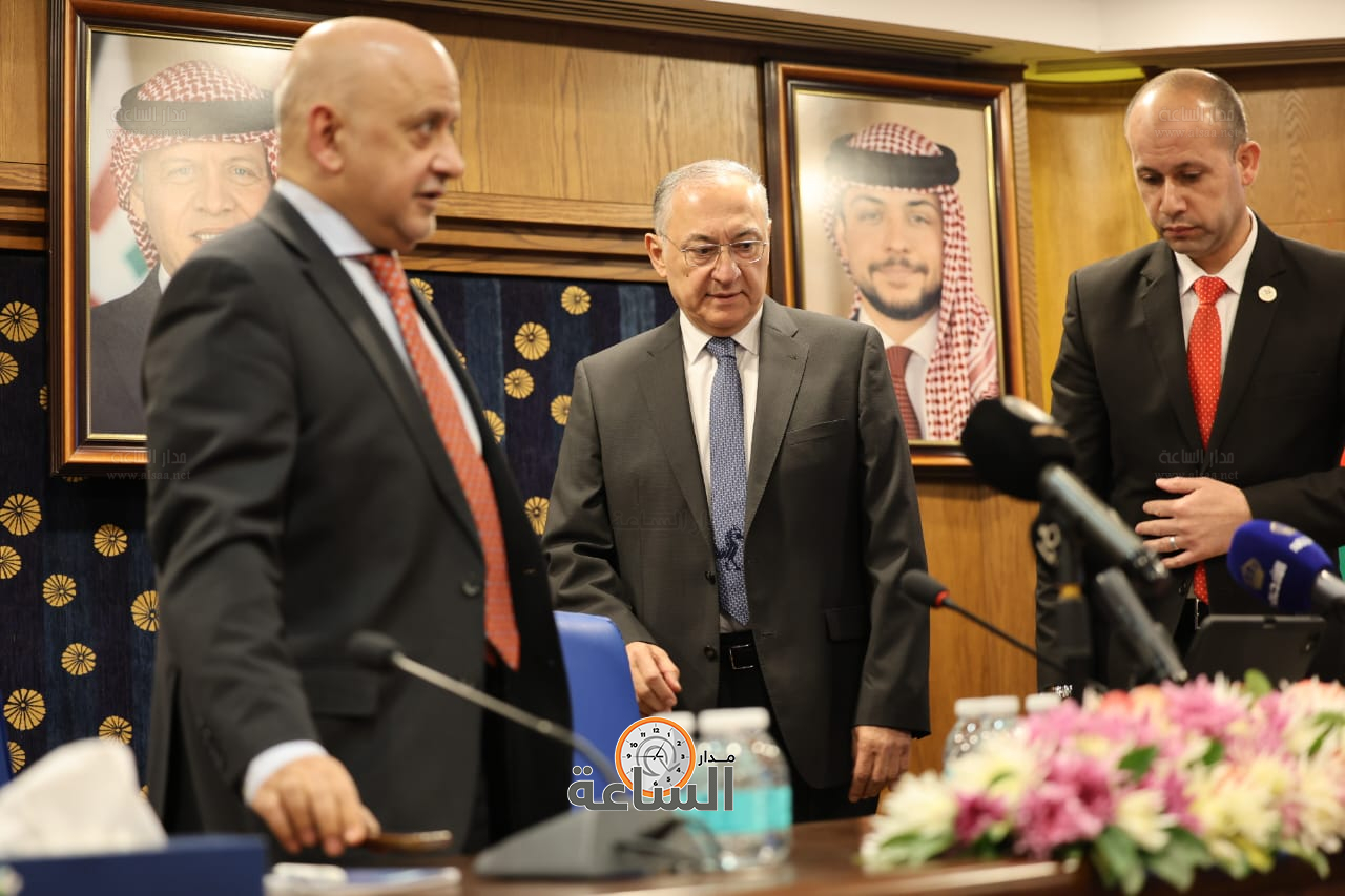 Madar Al-Saa Images 0.4255212708217213