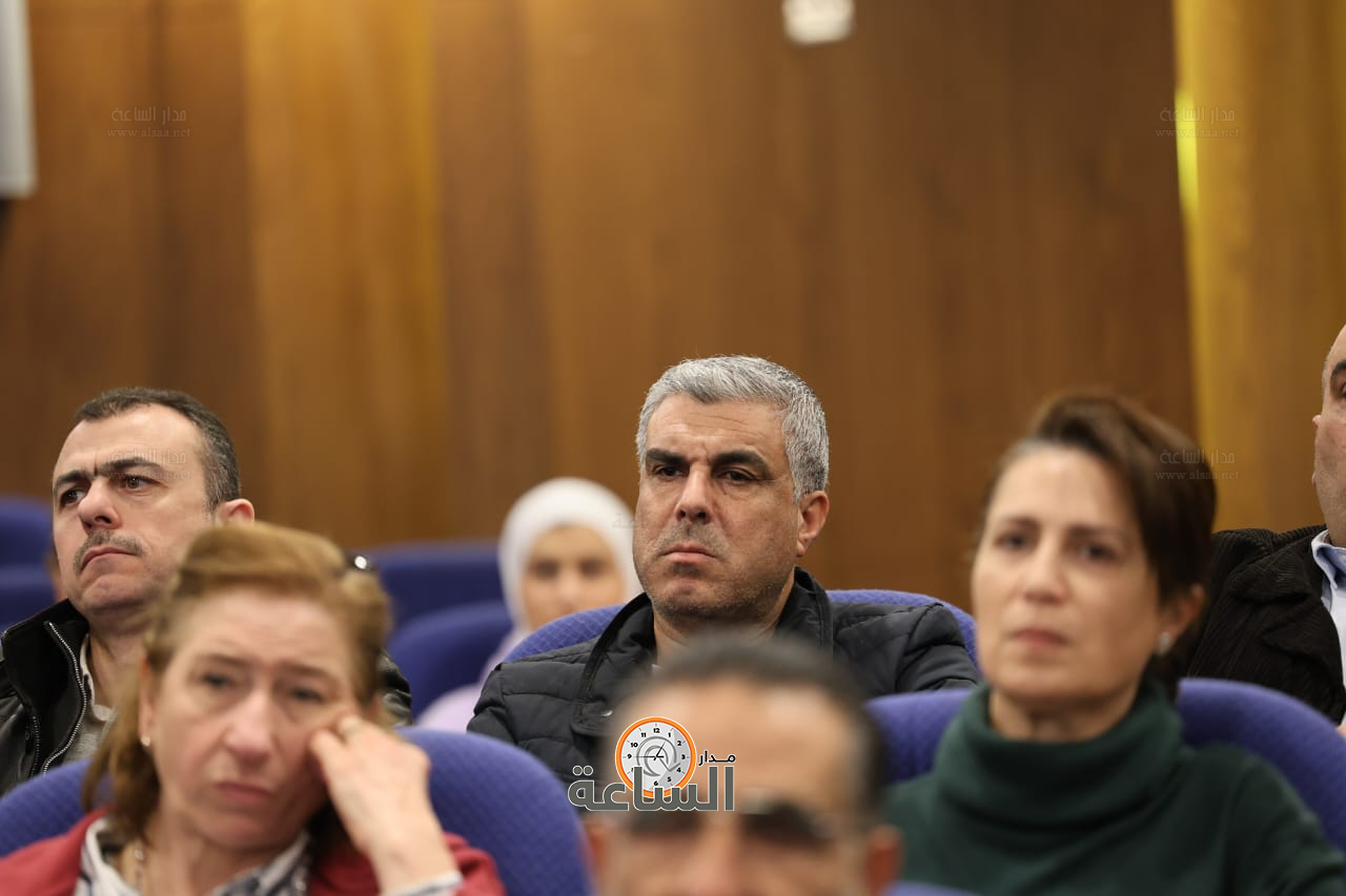 Madar Al-Saa Images 0.6614015763854209