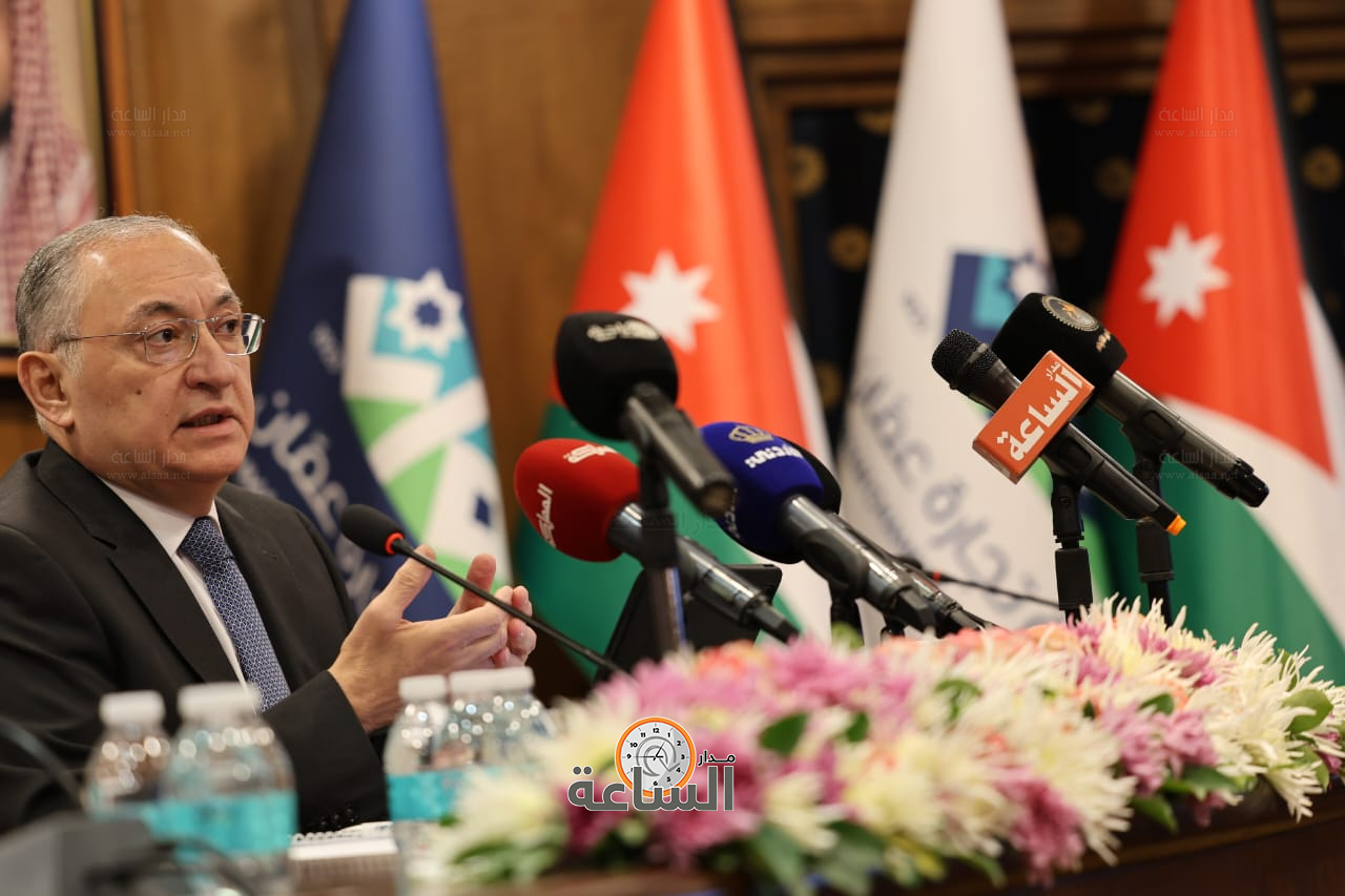 Madar Al-Saa Images 0.490263947842954