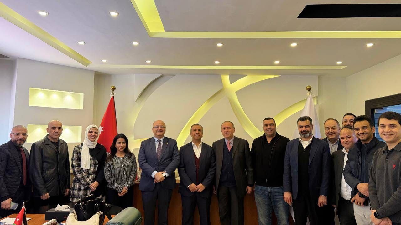 Madar Al-Saa Images 0.633003858142742