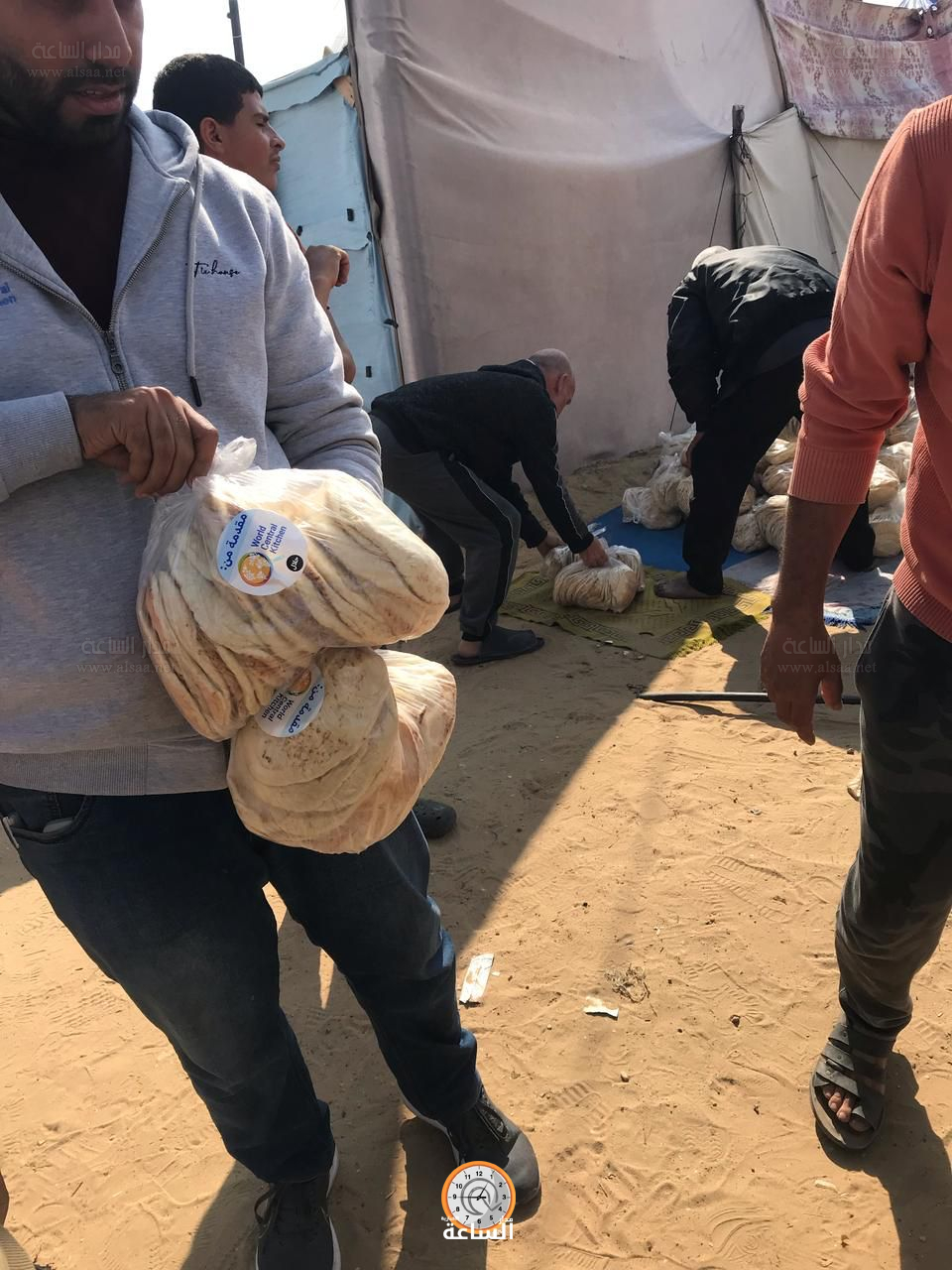 Madar Al-Saa Images 0.8079037765766697