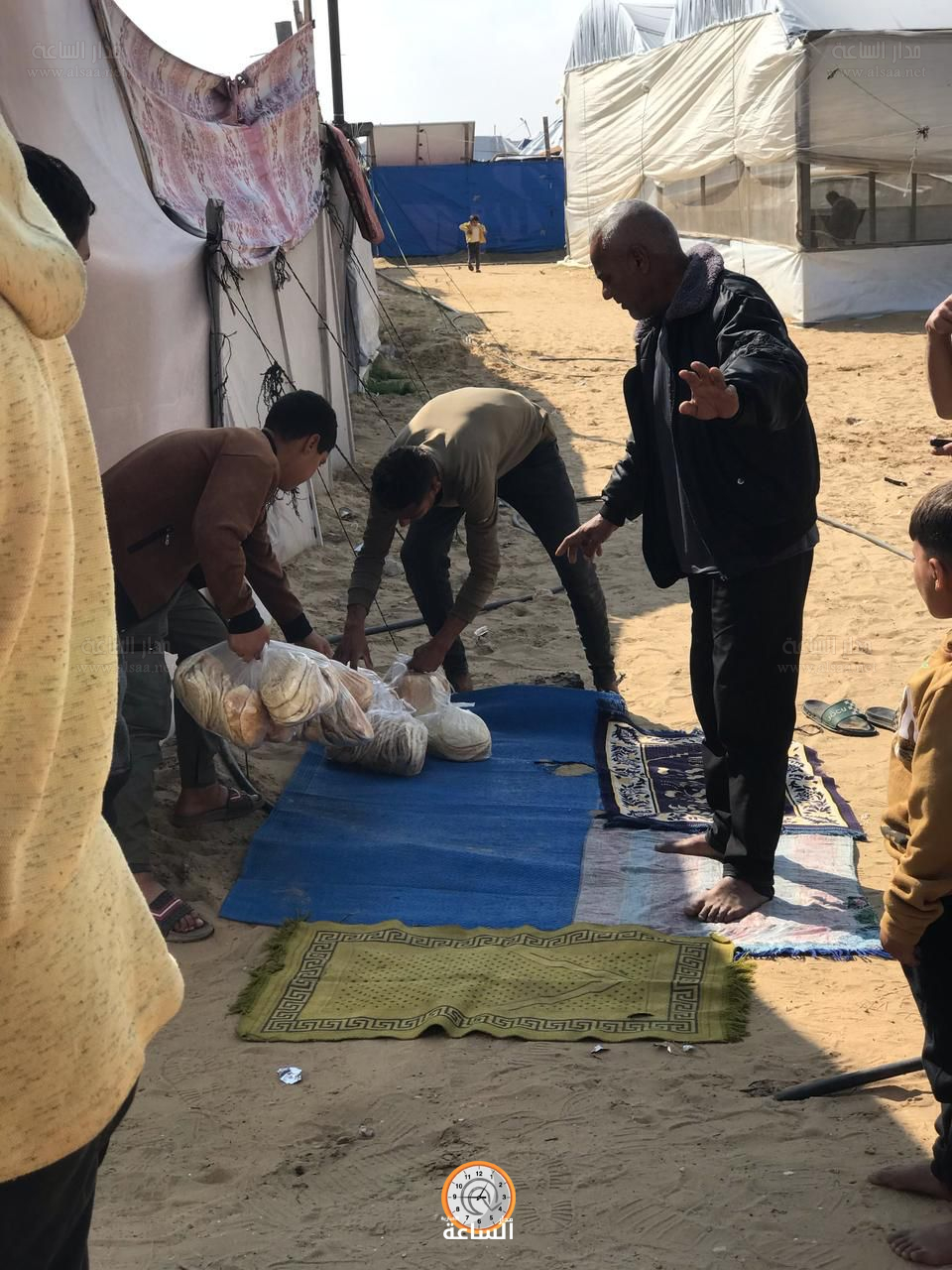 Madar Al-Saa Images 0.24319053923539213