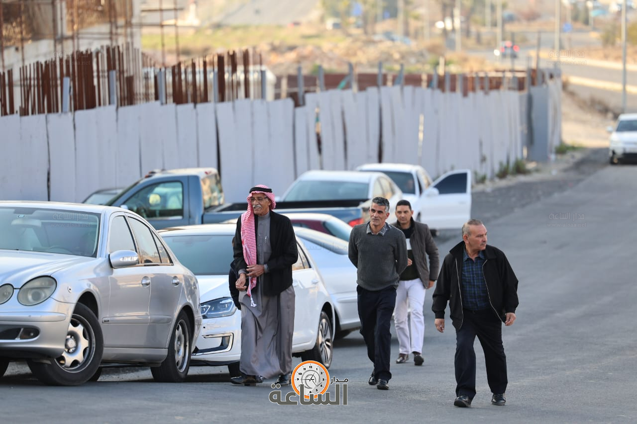 Madar Al-Saa Images 0.8425326893597174