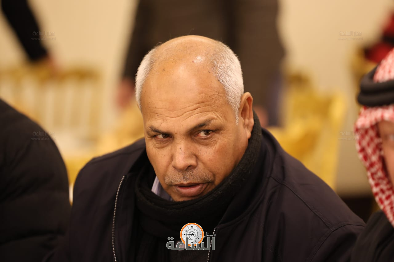 Madar Al-Saa Images 0.37097052763578464