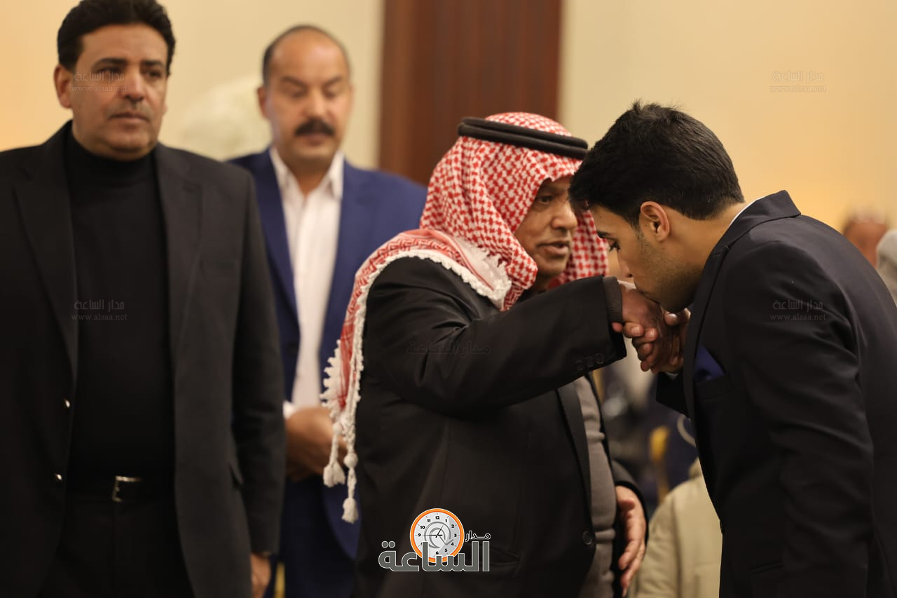 Madar Al-Saa Images 0.8342423846962539