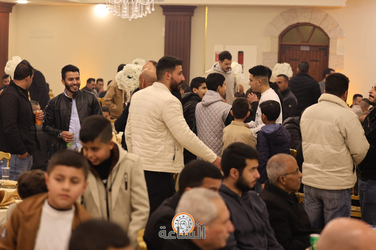 Madar Al-Saa Images 0.4778752057639073