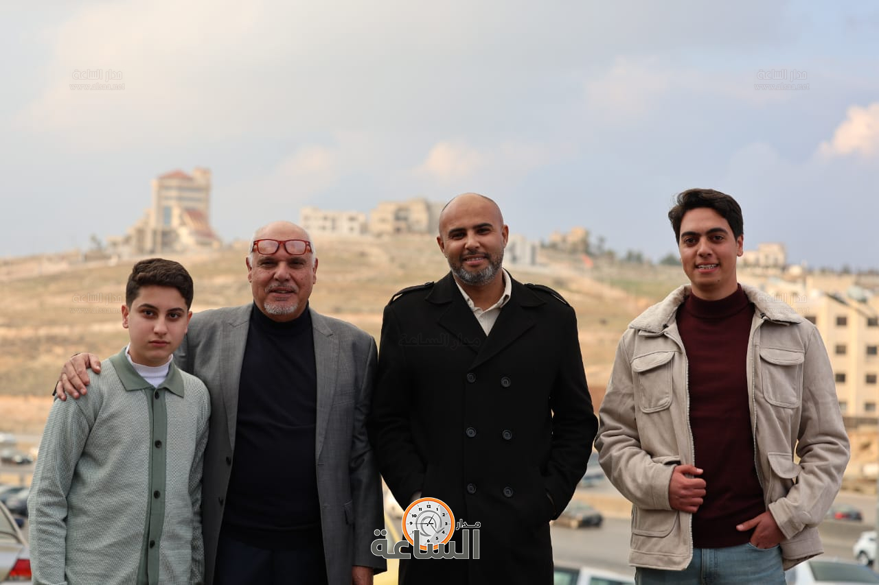 Madar Al-Saa Images 0.1258846300177241