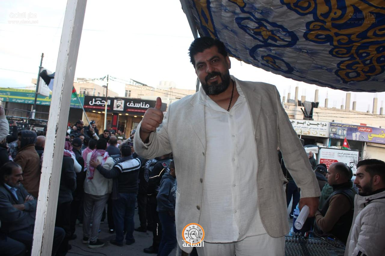 Madar Al-Saa Images 0.10540894183388971