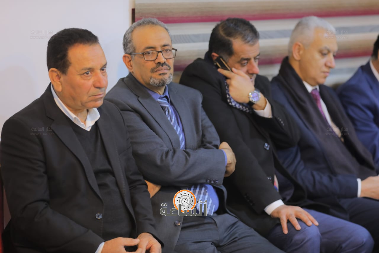 Madar Al-Saa Images 0.6393079994144573