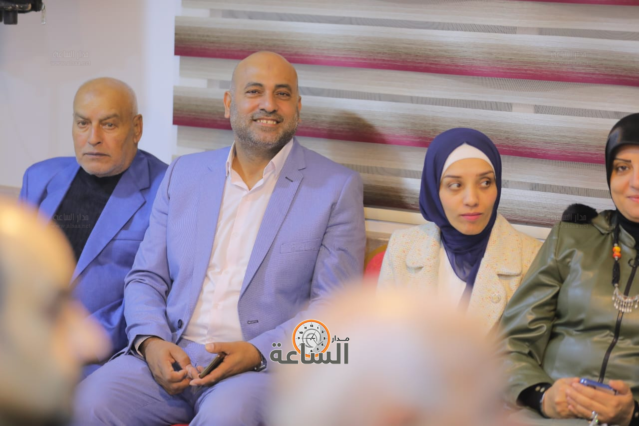 Madar Al-Saa Images 0.14055158935209144