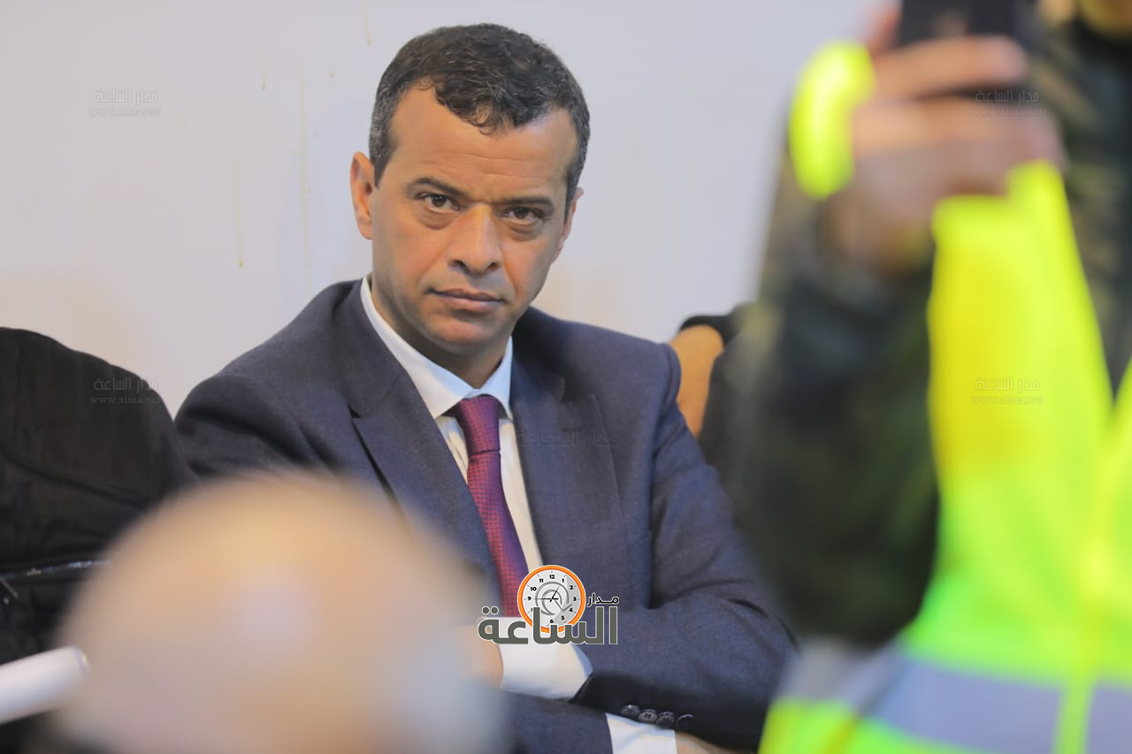 Madar Al-Saa Images 0.2769784393715826