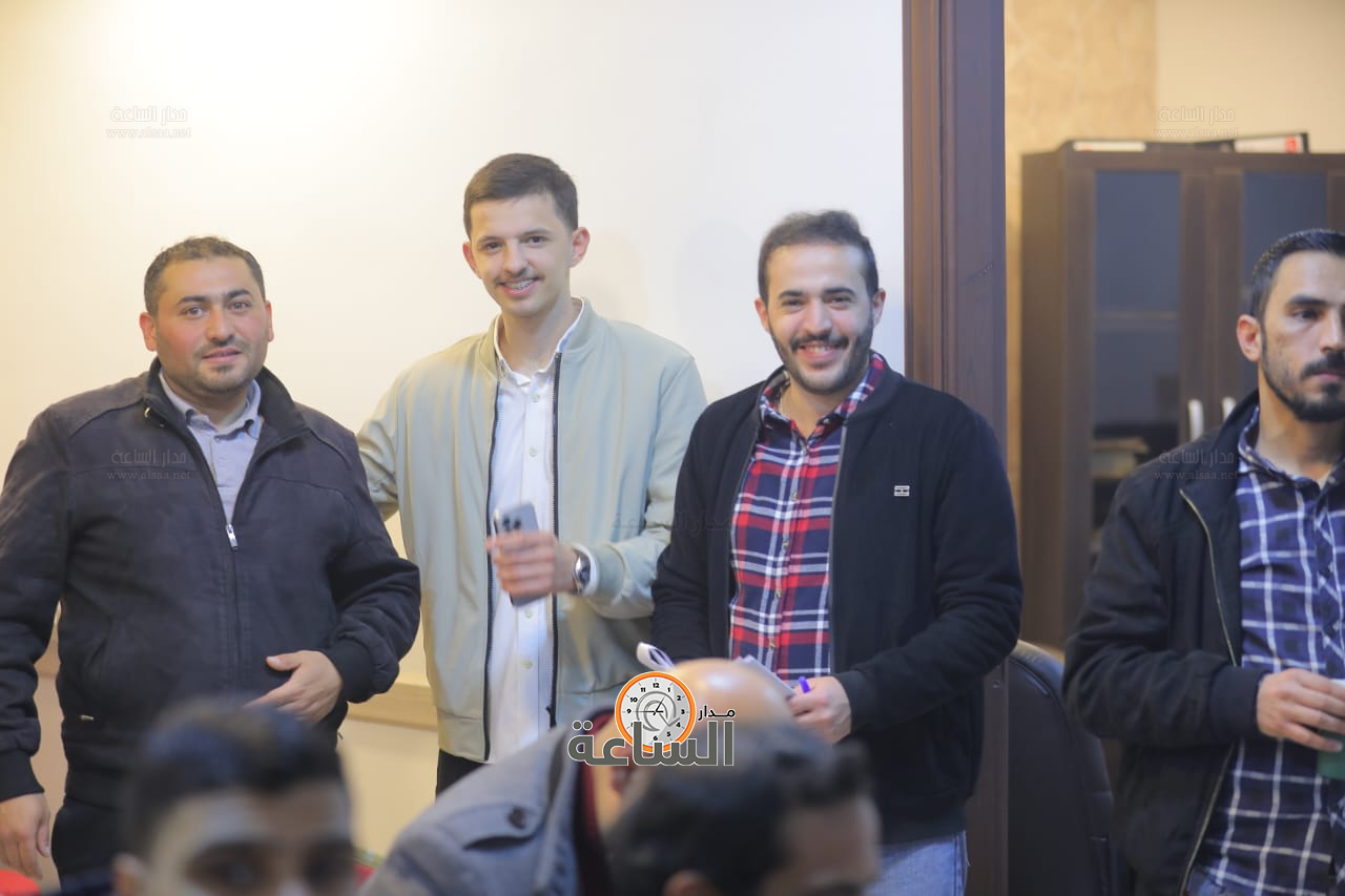 Madar Al-Saa Images 0.48087888100425213