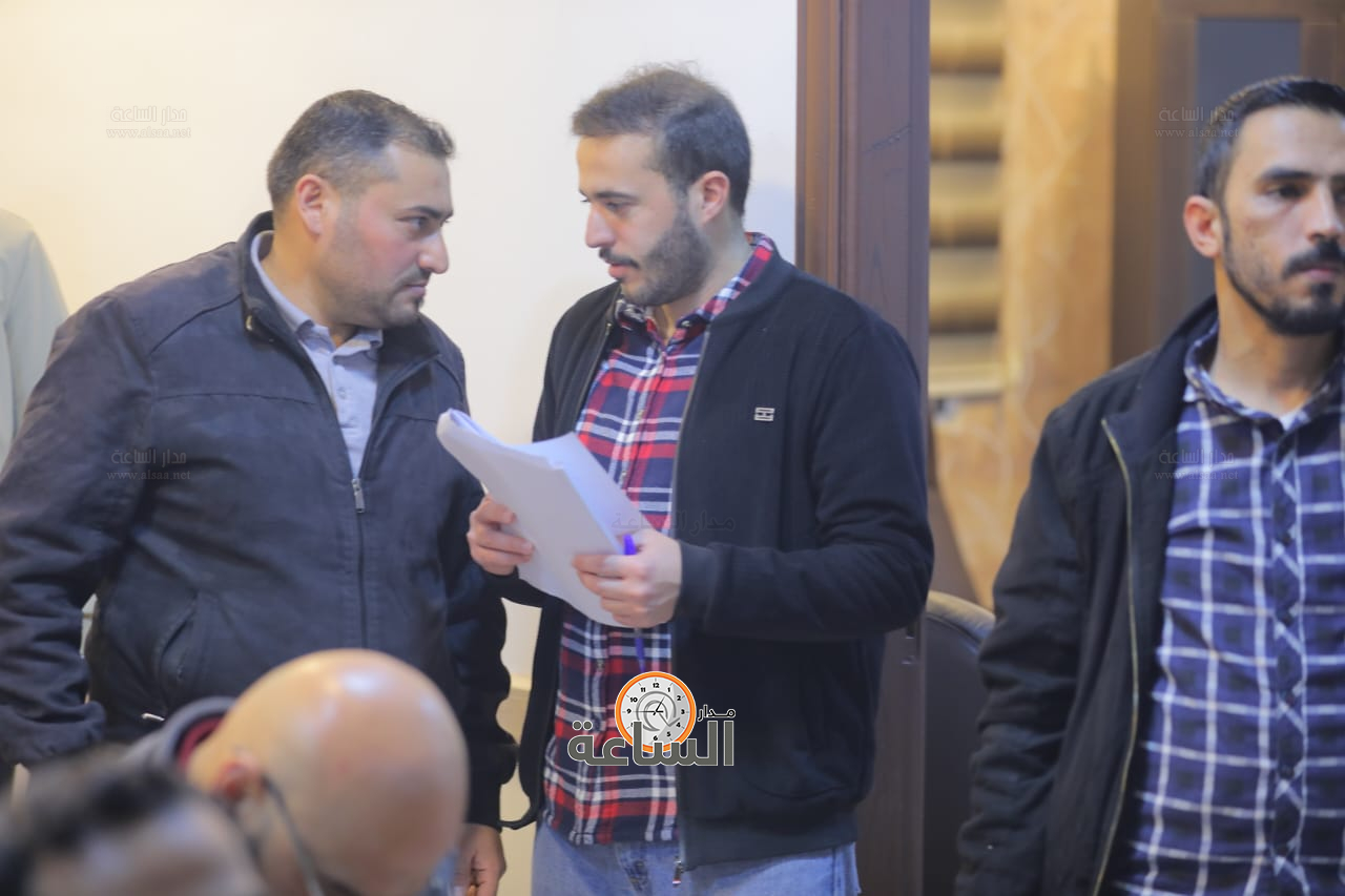 Madar Al-Saa Images 0.0003929489311285117