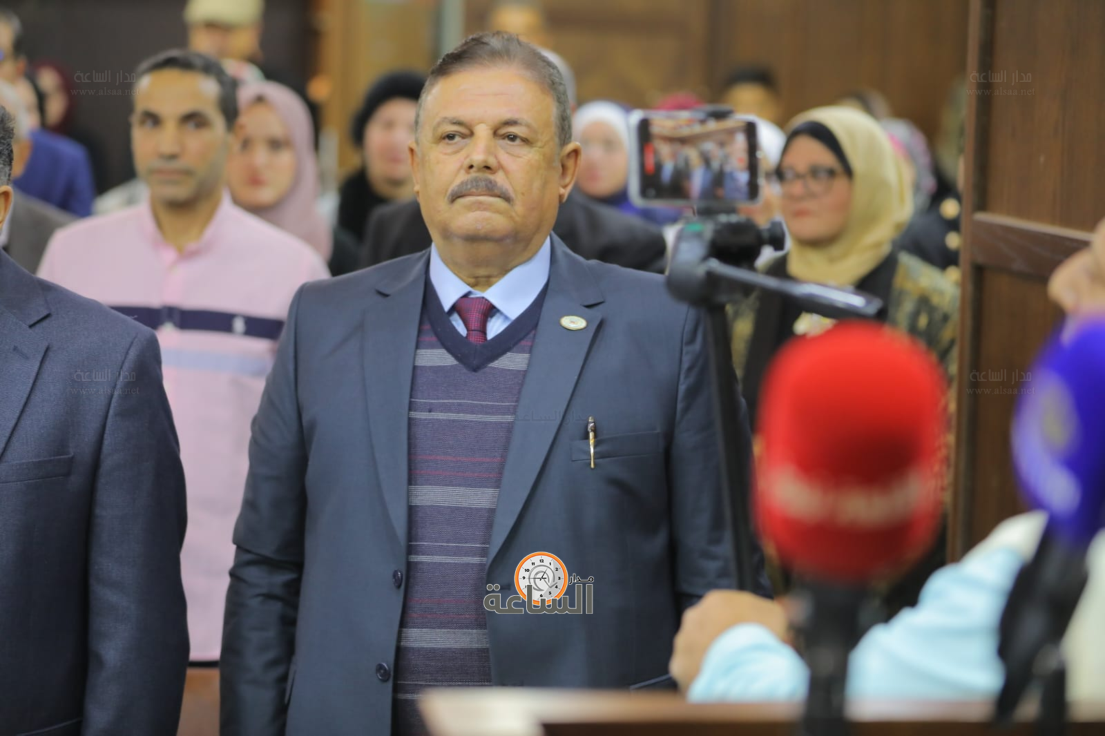 Madar Al-Saa Images 0.999081868497133