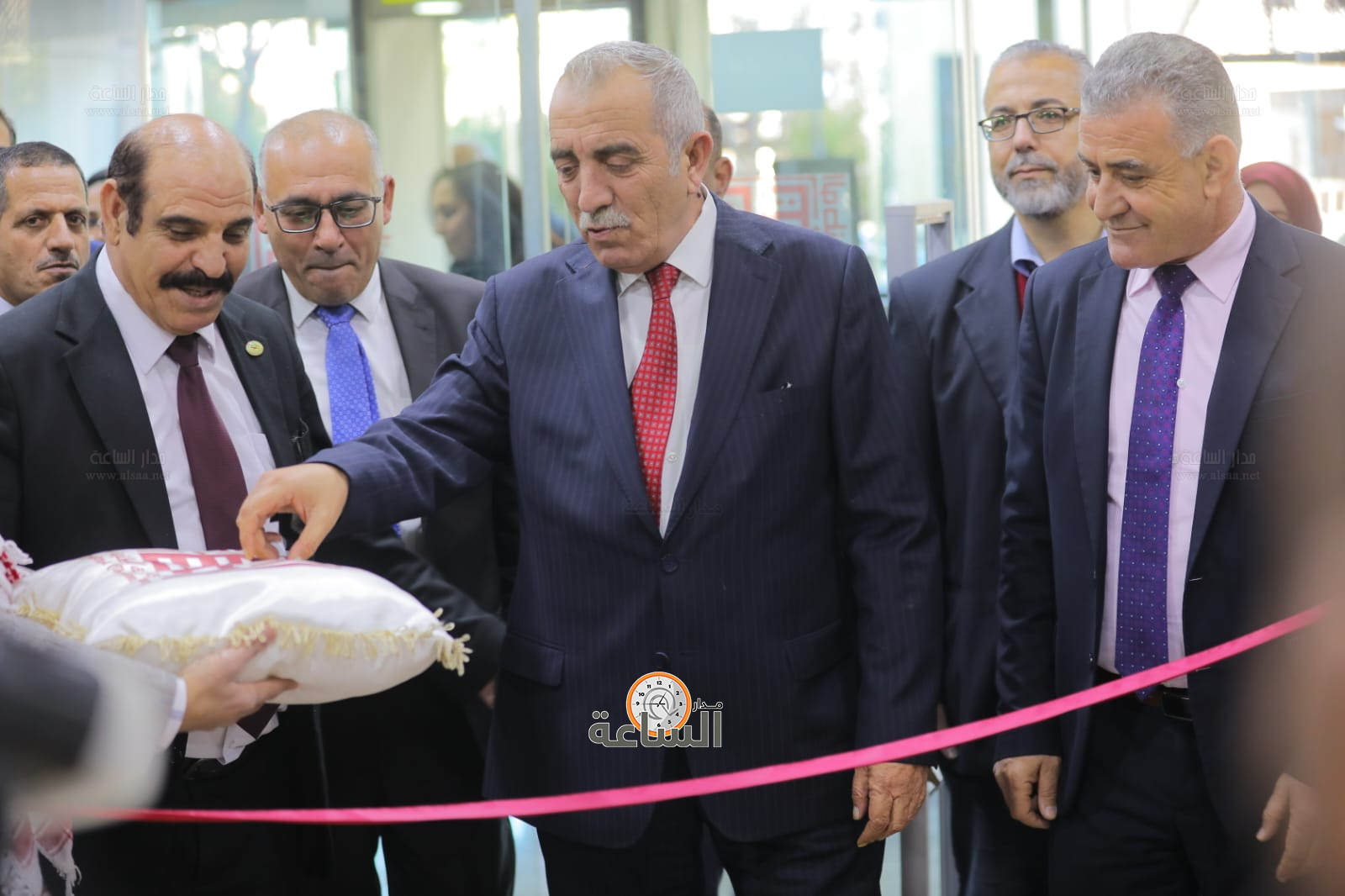 Madar Al-Saa Images 0.5815833356505042