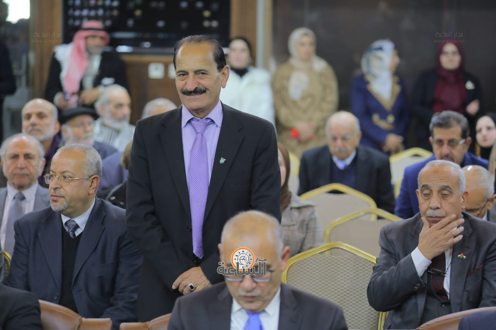 Madar Al-Saa Images 0.8959084386541676