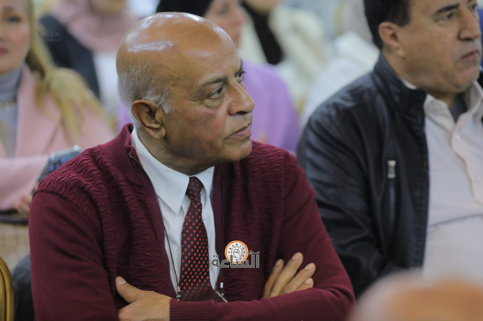 Madar Al-Saa Images 0.4044827654468437