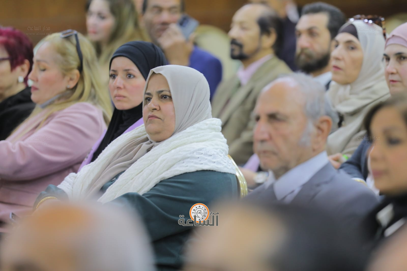 Madar Al-Saa Images 0.15673579715899844