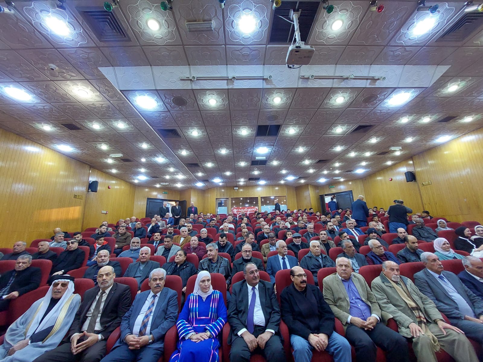 Madar Al-Saa Images 0.9848001402384123