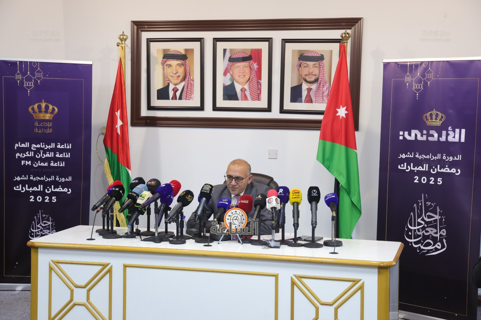 Madar Al-Saa Images 0.544545933078487